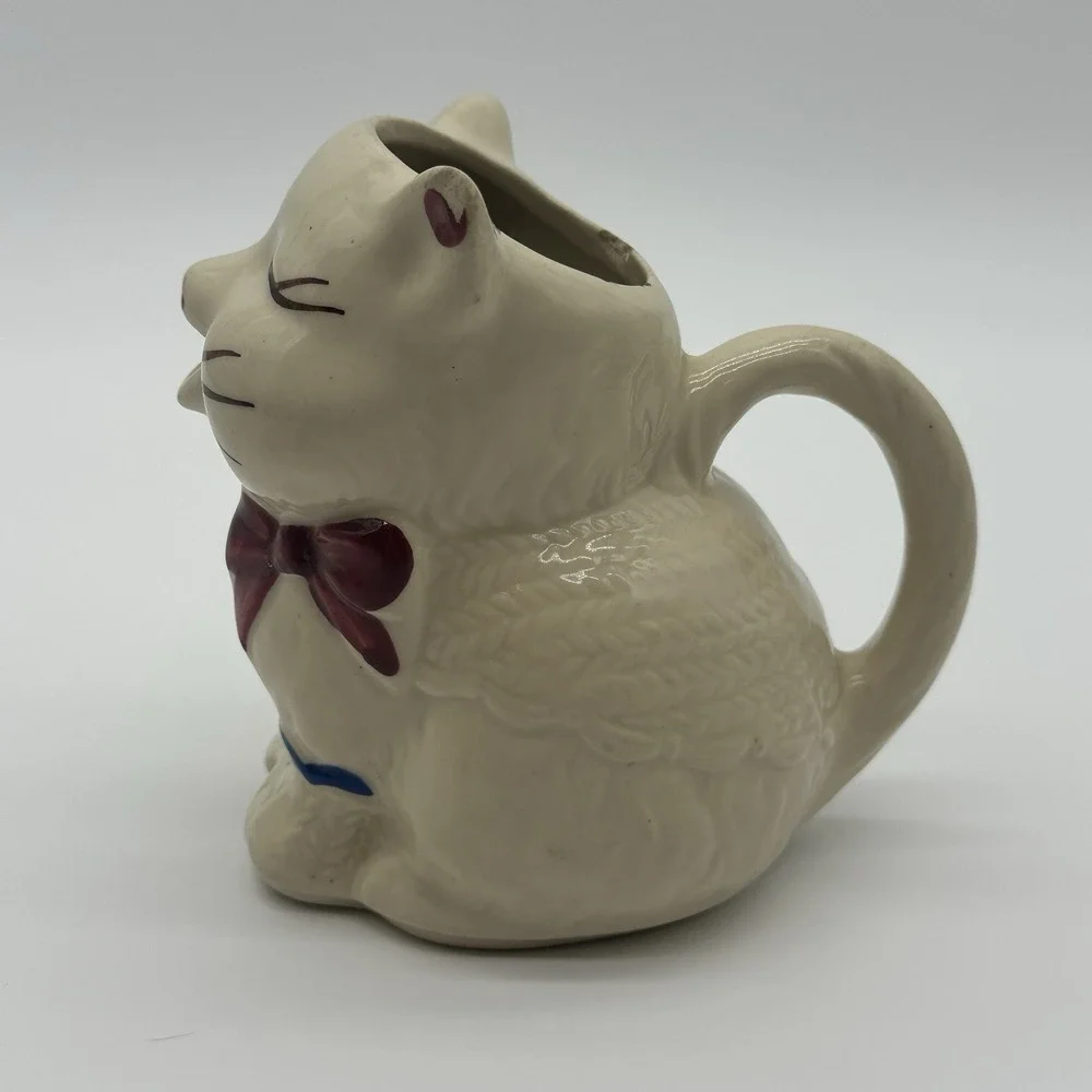 Vintage Shawnee Pottery Puss And Boots Cat Creamer Pitcher